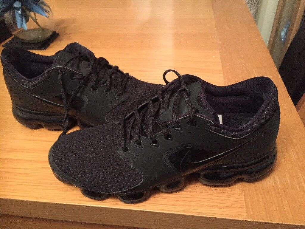 mens trainers size 8